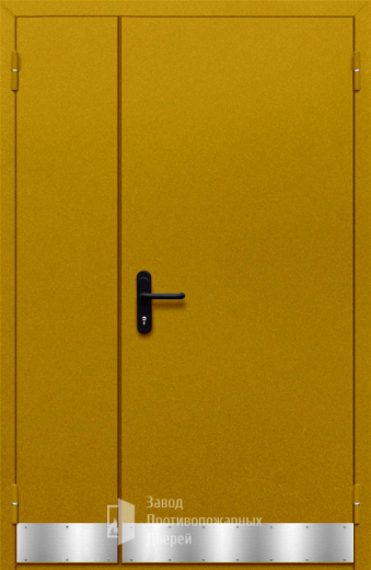 Фото двери «Полуторная с отбойником №27» в Бронницам